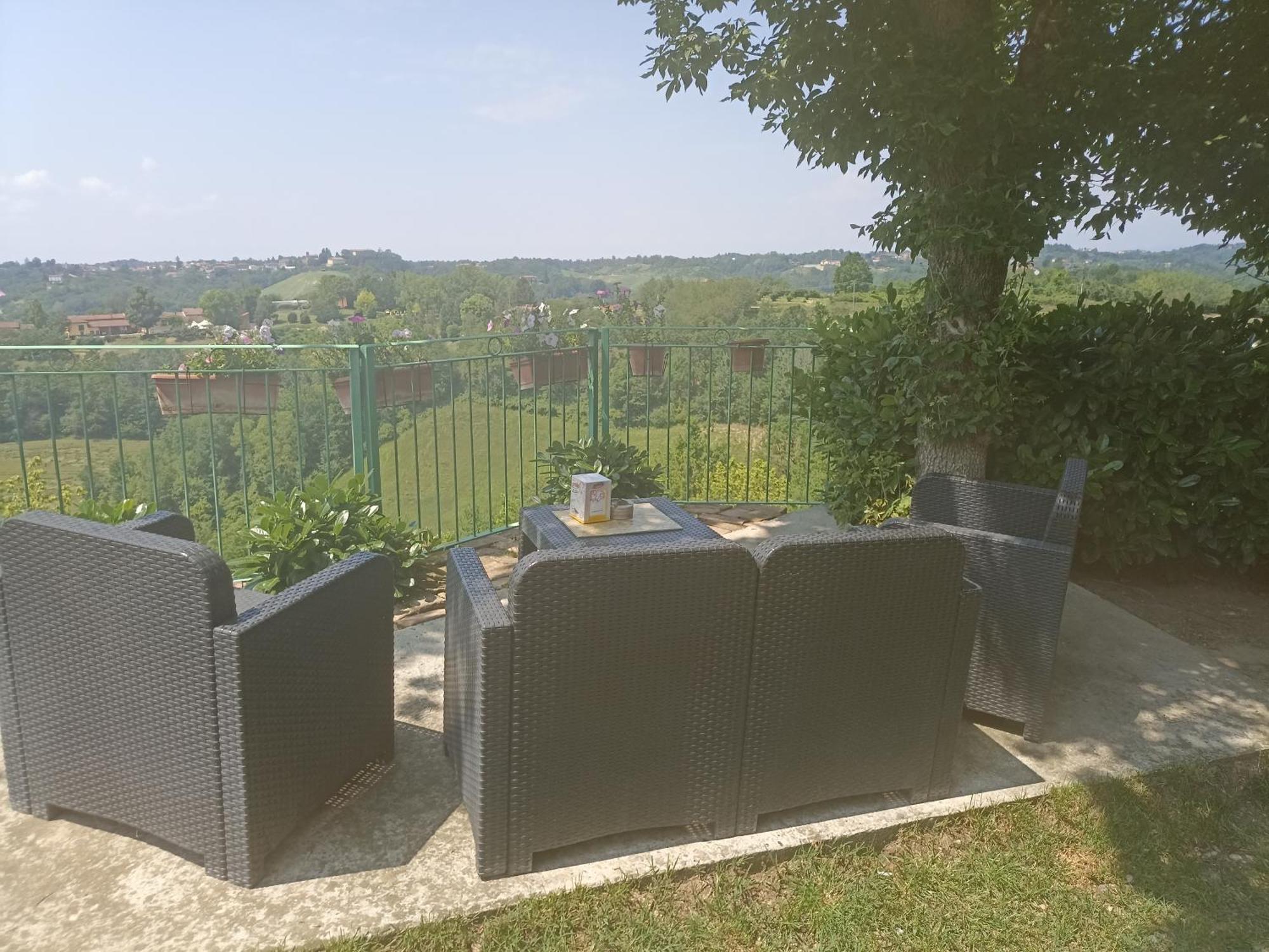 شقة La Terrazza آستي المظهر الخارجي الصورة